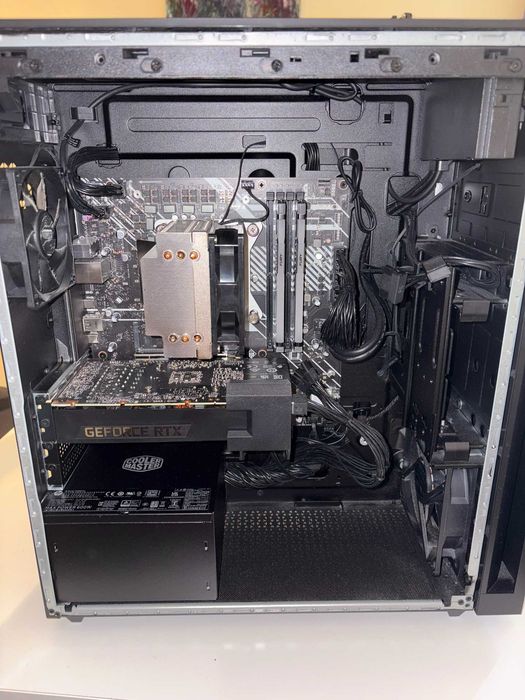Desktop HP OMEN 25L 2025