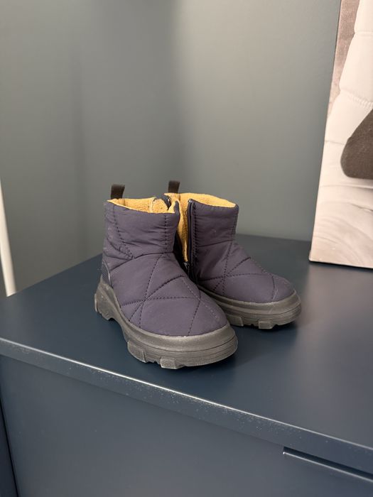 Дитячі демісезонні чоботи Zara