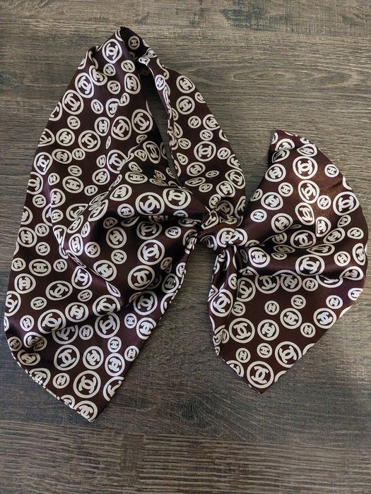 Хустинка, Аксесуар на шию,