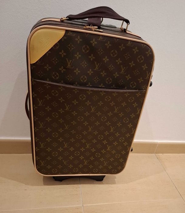 A mala original Louis Vuitton Pegase 55