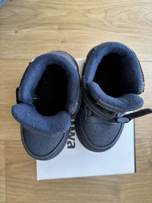 Buciki przejsciowe, ocieplane w rozmiarze 20