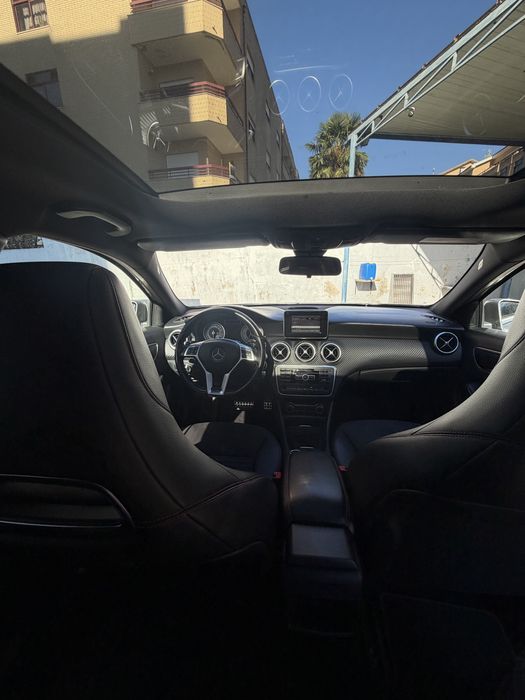 Mercedes-Benz A180 CDI Pack AMG | Motor Mercedes 1.8 OM651.901 | Caixa Automática | Full Extras