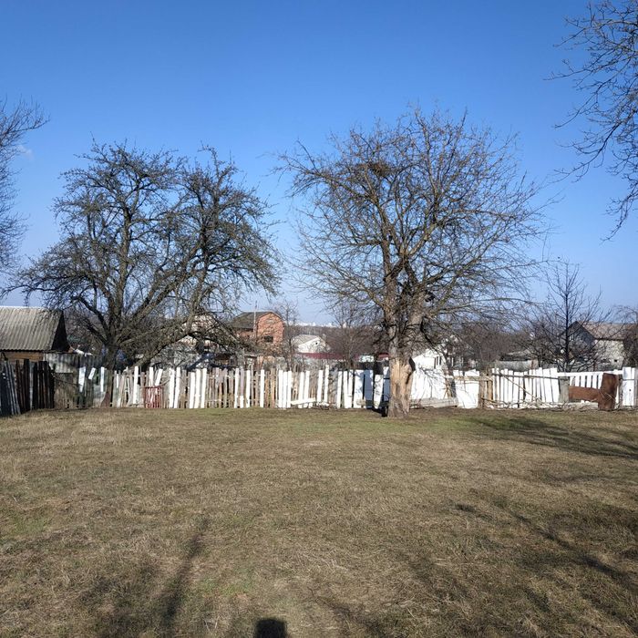 Продам небольшой домик в Песочине