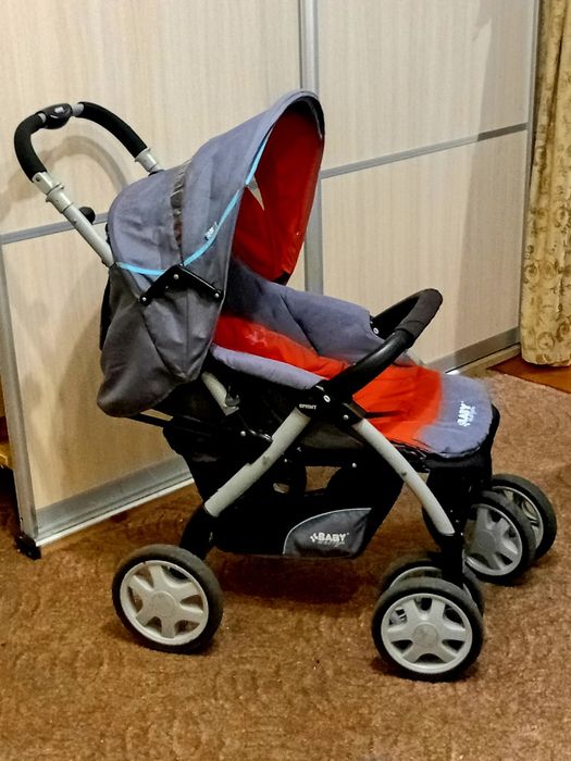 Продам складываются  прогулочрую детскую коляску  фирмы Baby  design.