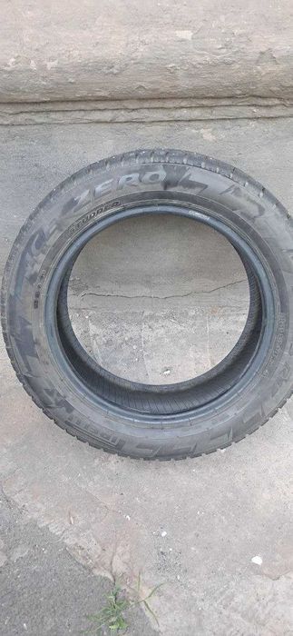 Автошини зимовi Pirelli Ice Zero  215/55 R17 98T