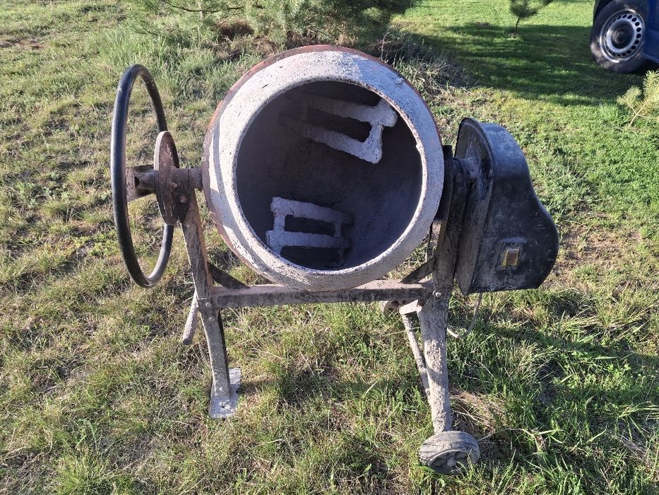Betoniarka 220 v