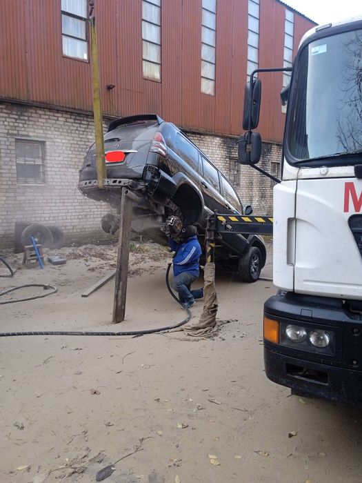 ФОП Евакуатор Грузовий Маніпулятор Житомир Цілодобово Трал Лафета