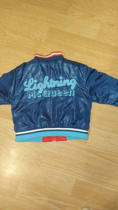 Продам двостороннюю куртку на осінь