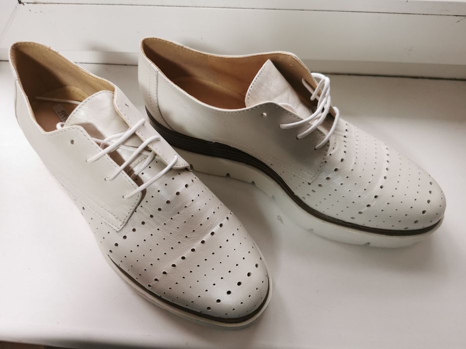 Кожаные туфли Geox Индонезия