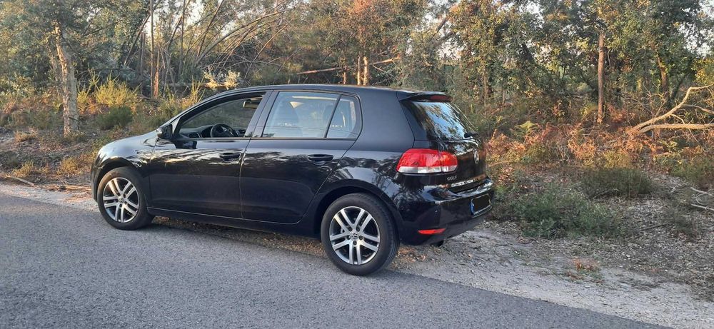 Volkswagen Golf 6 1.6 TDi Confortline — photo 4