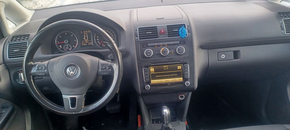 Vw Touran 1.6 tdi  DSG rok2014