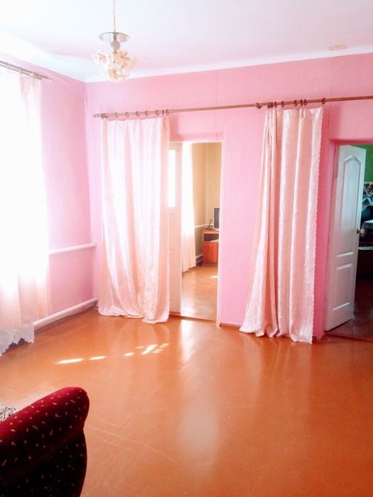 Частина цегляного газифікованого будинку в Квасилові.