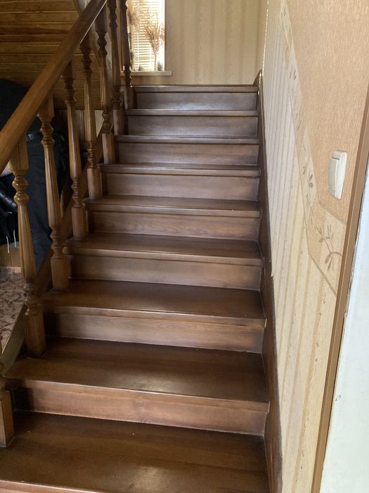 Продаж нового будинку в центрі смт Макарів