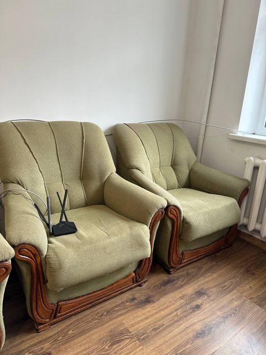 Крісла, не розкладаються!!!