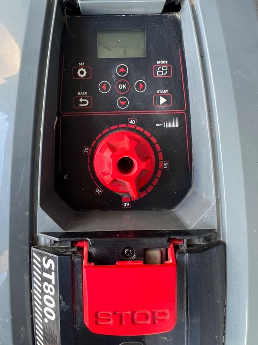 Robot koszący kosiarka Sterwins ST800 Gwarancja