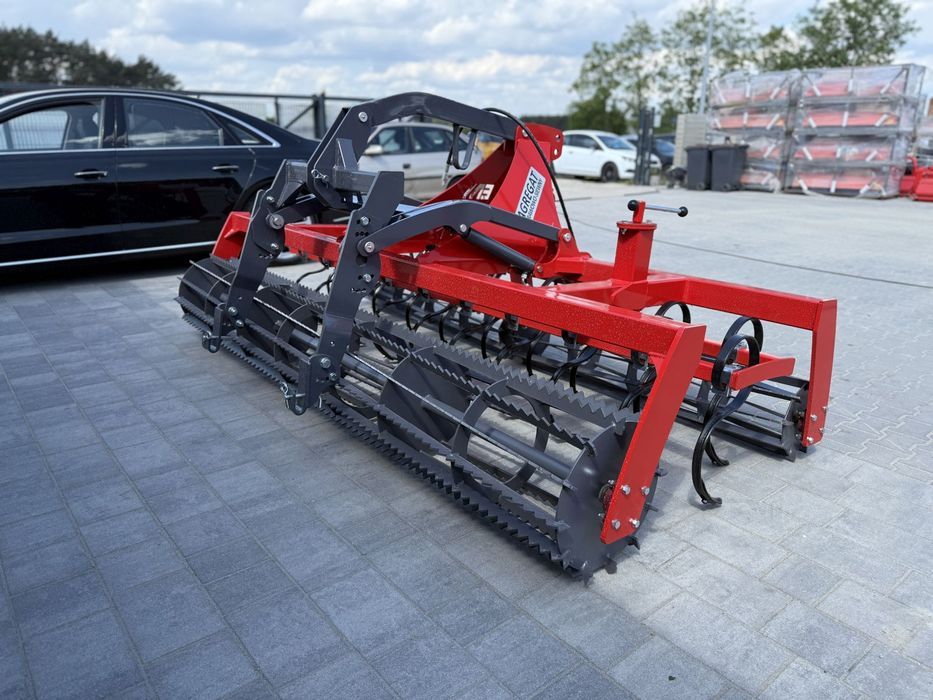 Agregat uprawowo-siewny 2,5m 2,7m 3,0m wał daszkowy packera