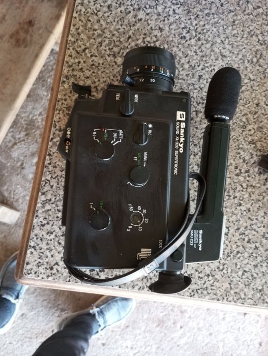 Câmera de filmar antiga sankyo xl320