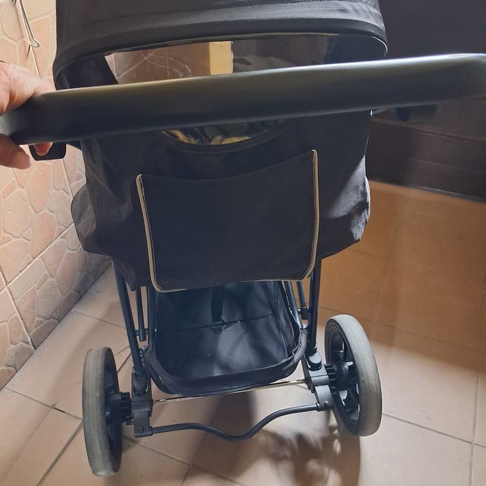 Sprzedam wózek na 3 kołach