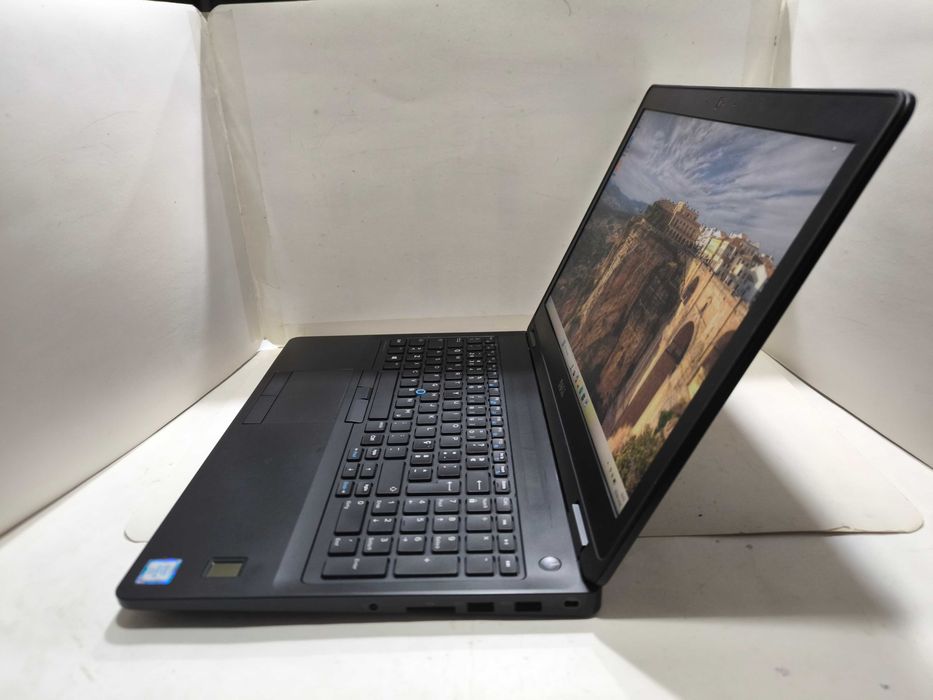 Dell Latitude E5570 i5 SSD 256GB 8GB # bateria NOVA