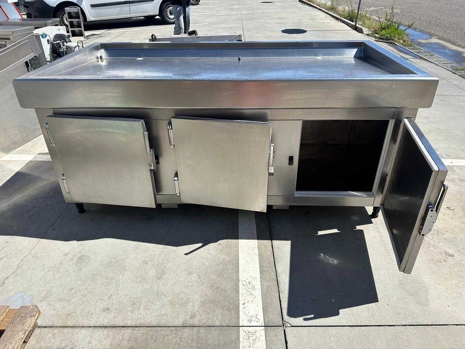 Expositor / Bancada Refrigerada para Peixe – Ocasião