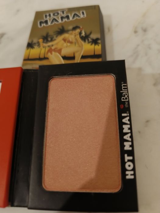The Balm, Hot Mama, róż/cień do powiek/rozświetlacz, 7.08 g, nowy