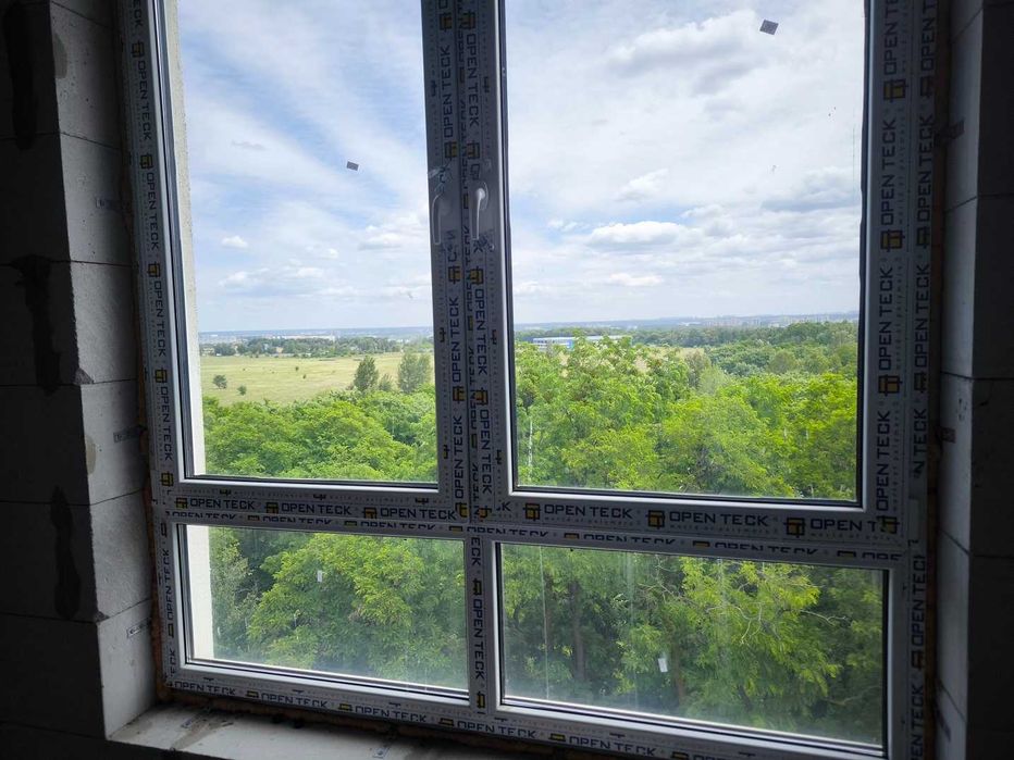 Видова 2К в зданому будинку. Розвинений район. Газ. Котел