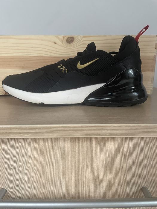 Nike Air Max 270