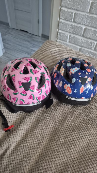 Kask rowerowy Abus 2.0  (3-7 lat), dla bliźniąt