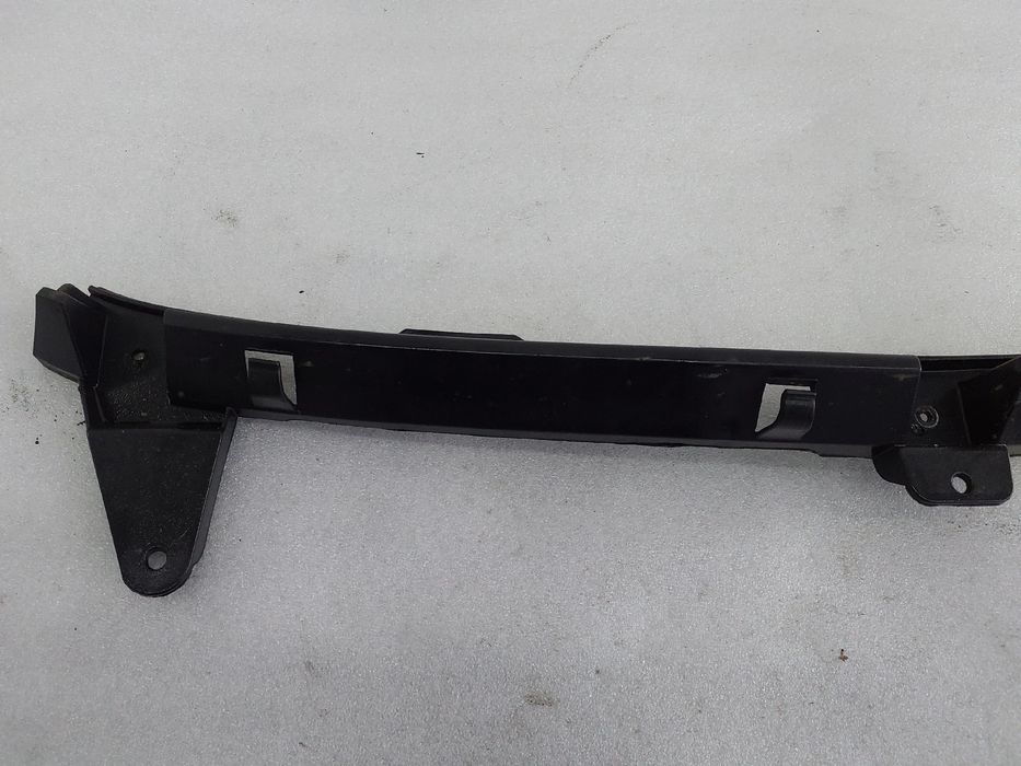 Guia de pára-choques trás central OPEL Corsa D Van