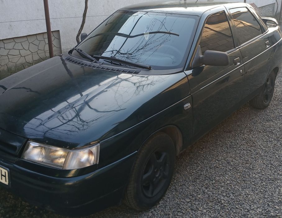 Автомобіль ВАЗ 2110