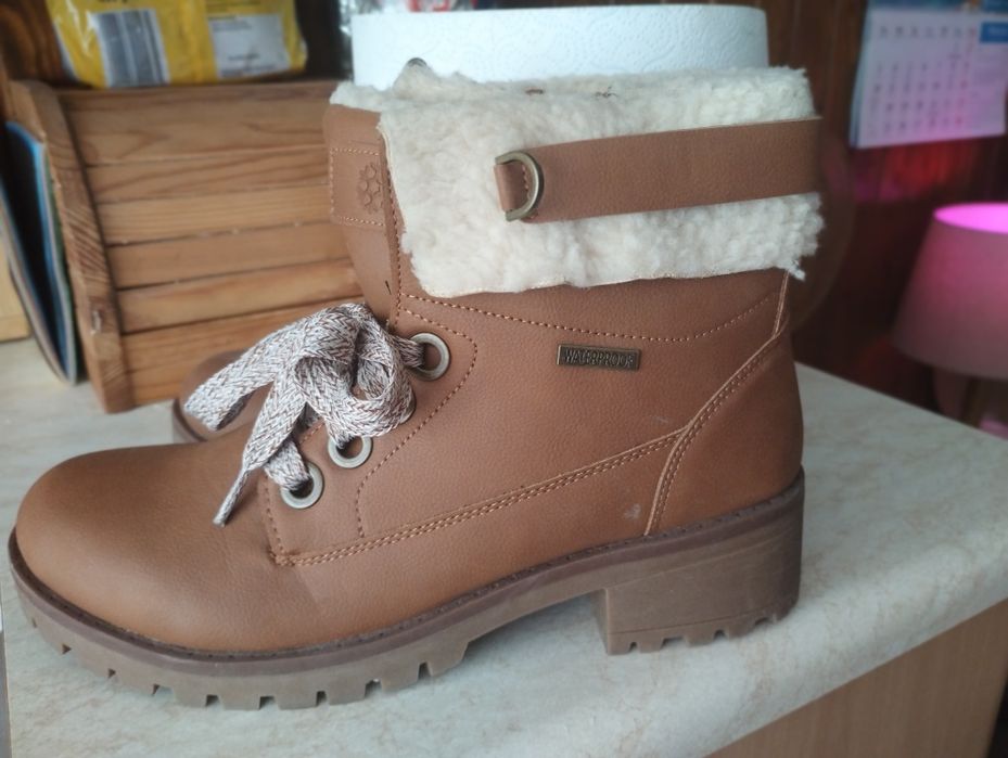 Buty ocieplane rozmiar 40