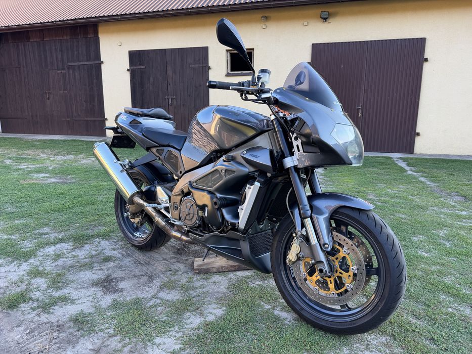 Aprilia RSV 1000 Tuono