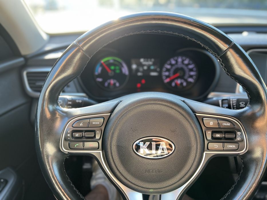 Продам KIA OPTIMA Hybrid