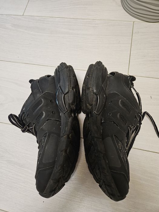 Чорні кросівки Balenciaga track 38