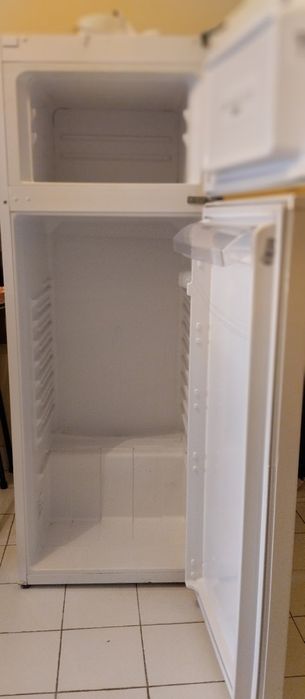 Urgente Venda Frigorífico Branco