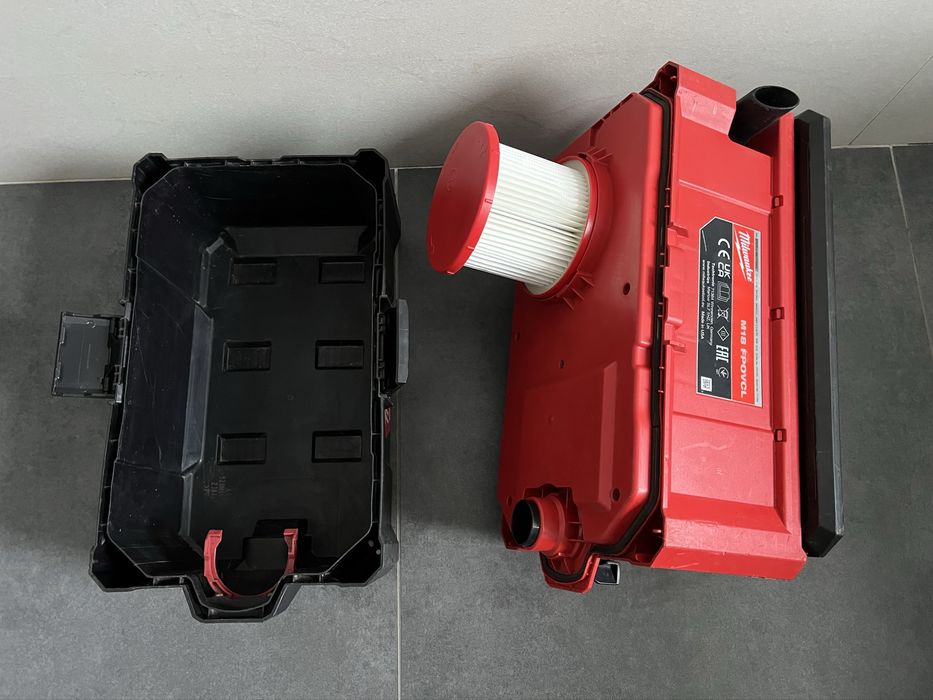 Безщітковий Акум.пилосос Milwaukee M18 FPOVCL