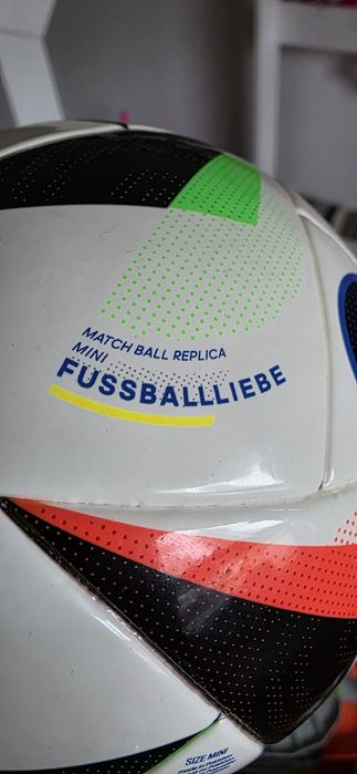 Piłka nożna adidas 1