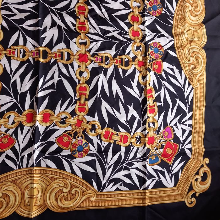 Chusta-apaszka Aigner
