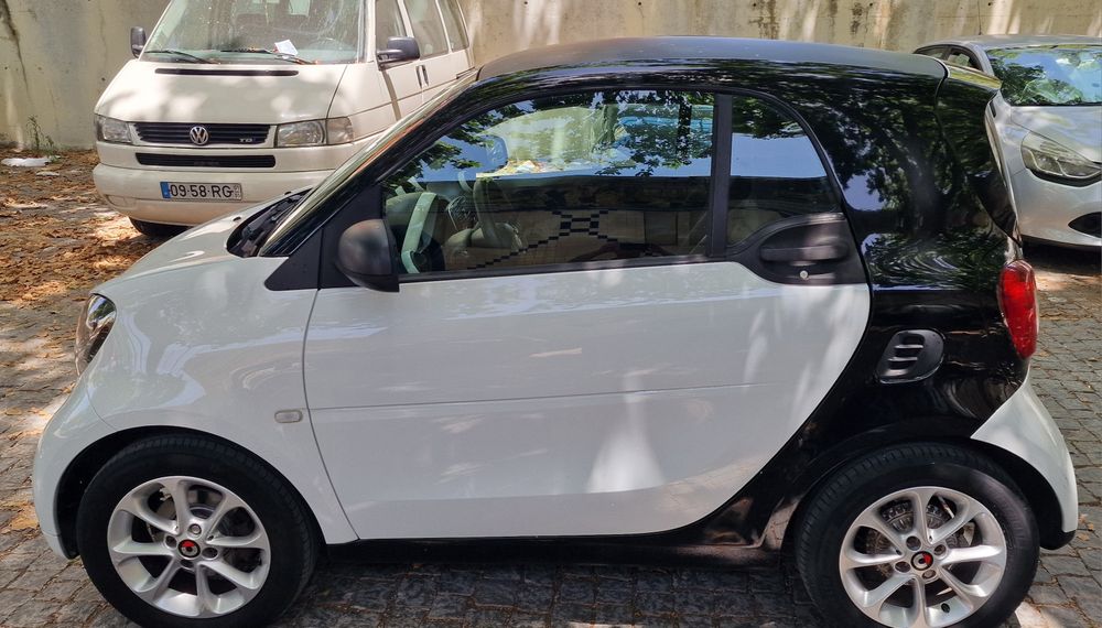 Smart Fortwo  1.0  Ano 2015 Único Dono