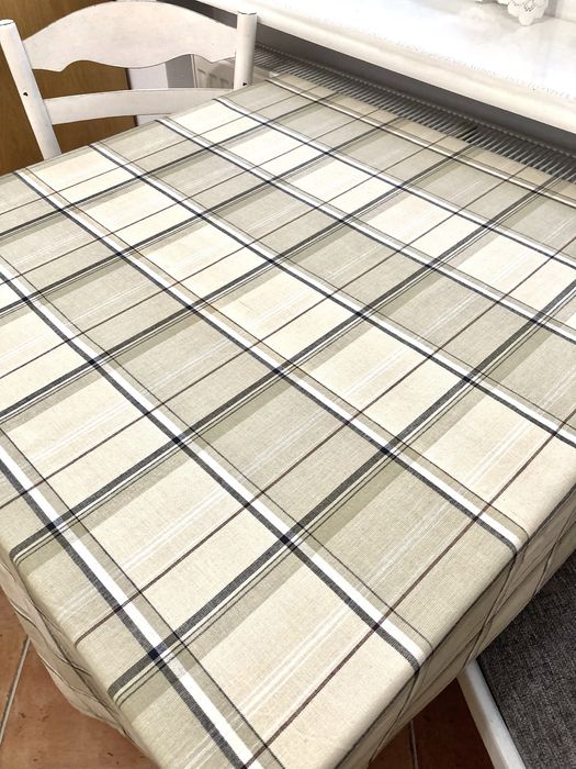 Obrus w kratkę beżowy rustykalny bawełniany szwedzki Hemtex 215x138