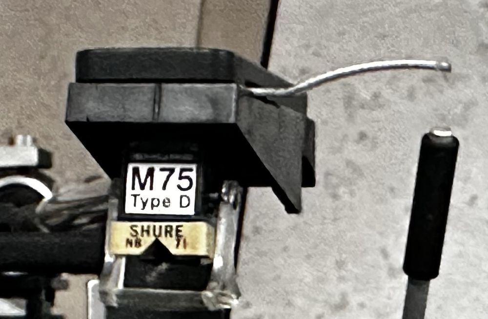 Gramofon Dual 704 z wkladka shure M75 Type D i szczotką antystatyczną