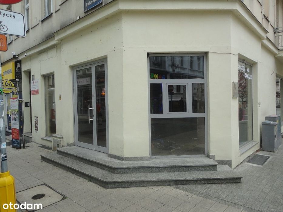 TOPOWA LOKALIZACJA! Półwiejska 23 / Kwiatowa 1 - lokal narożny