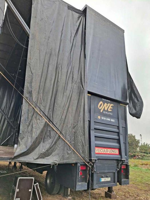Camião / palco móvel