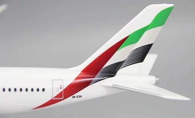 Avião de coleção- EMIRATES Airbus A 350-900 com 33,4cm