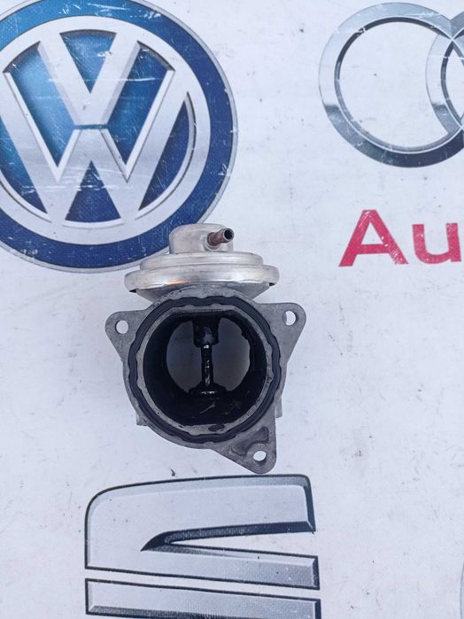 Клапан EGR Caddy Touran Passat Golf Audi Skoda Seat Jetta 1.9 2.0 TDI