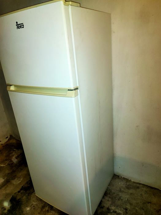 Frigorífico a funcionar perfeitamente.
Não aceito pagamento online e d