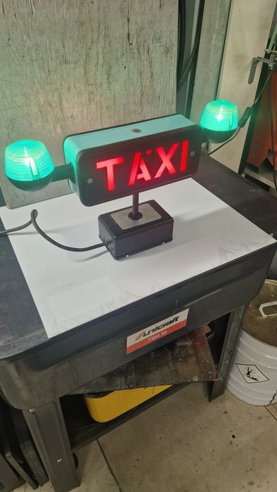 Luminária de Táxi Vintage – Restaurada e Funcional