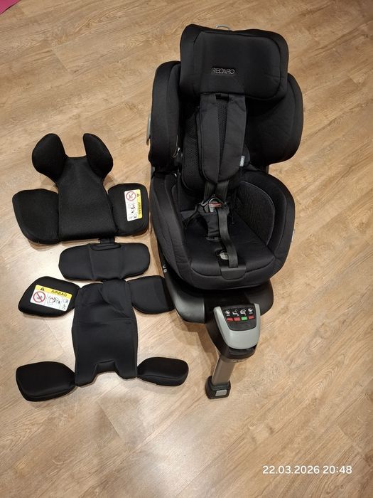 Fotelik samochodowy Recaro Zero1 Hero