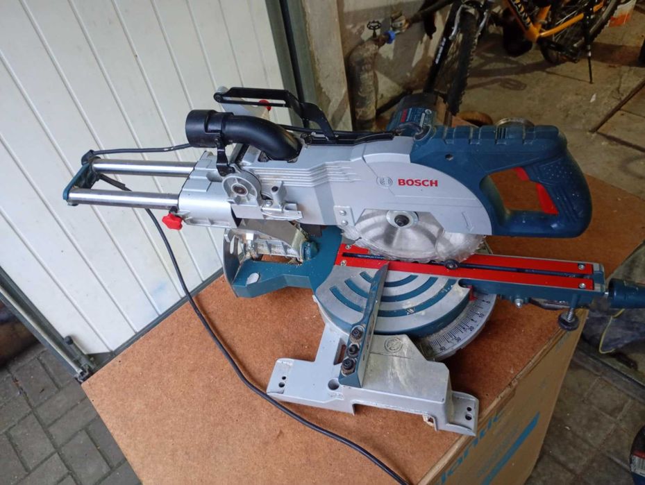 Piła ukośna BOSCH GCM 800 SJ - Faktura VAT
