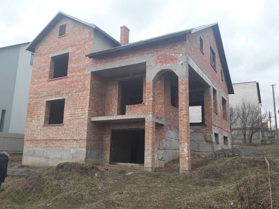 Бдинок незавершене будівництво Солець